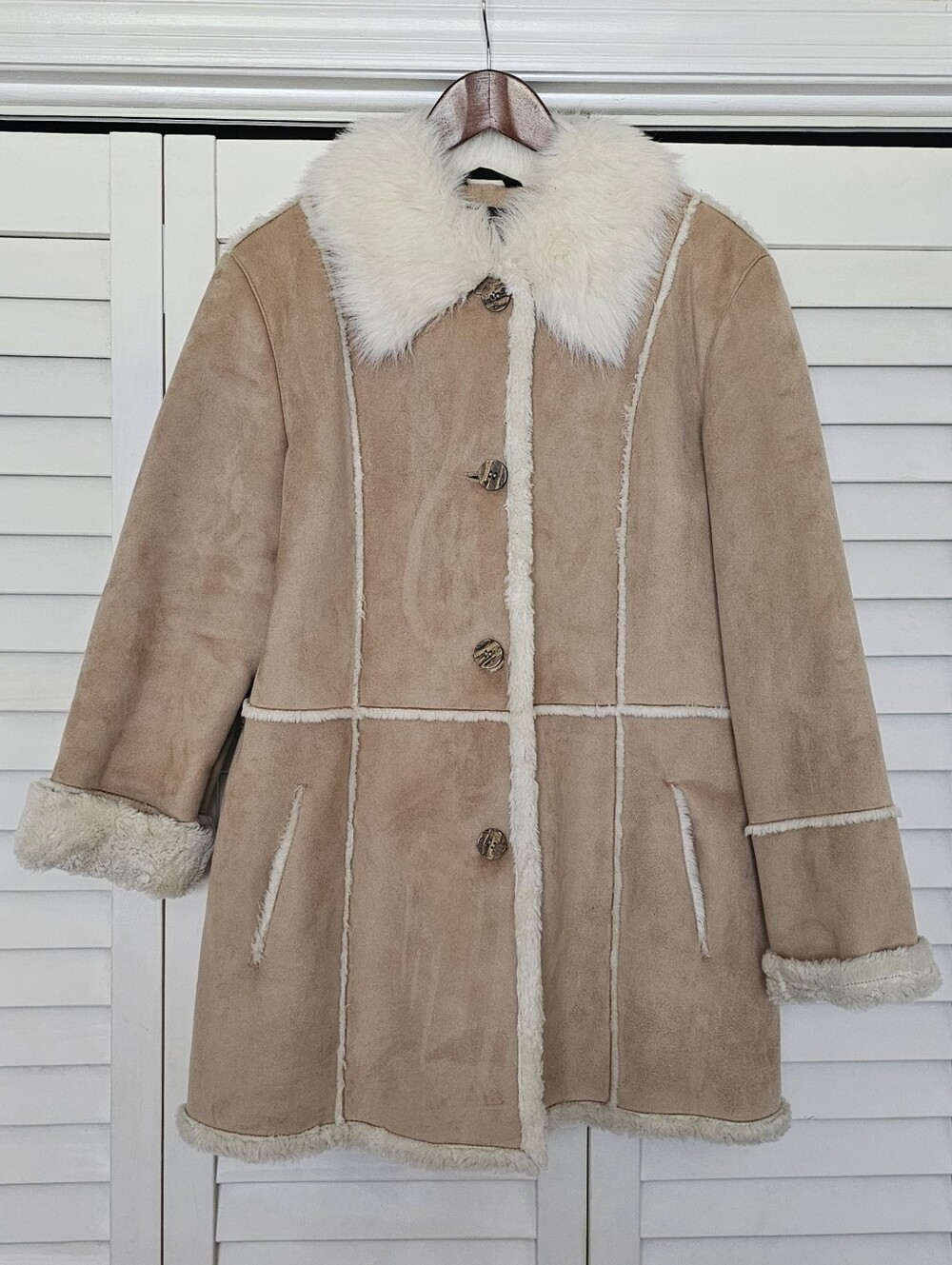 Utex Design Coat Size L Faux Suede Sherpa Lined Tan Button Front Mid Length Warm